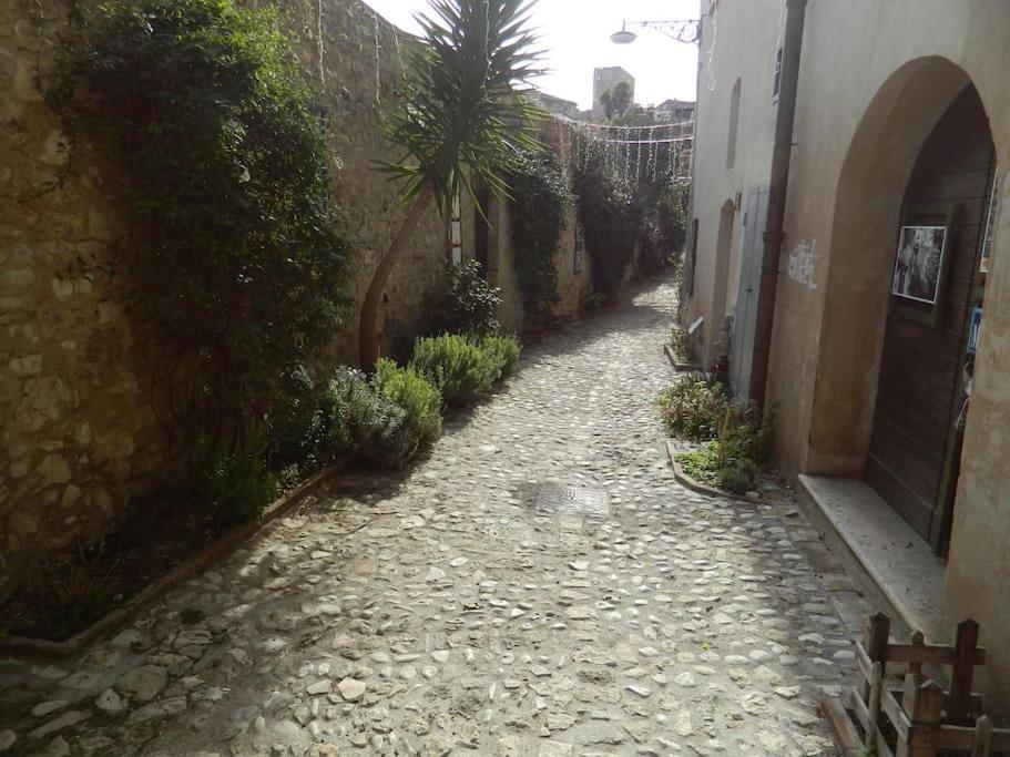 Casa Dell'Oliveto "Parcheggio Gratuito" Apartment นาร์นี ภายนอก รูปภาพ