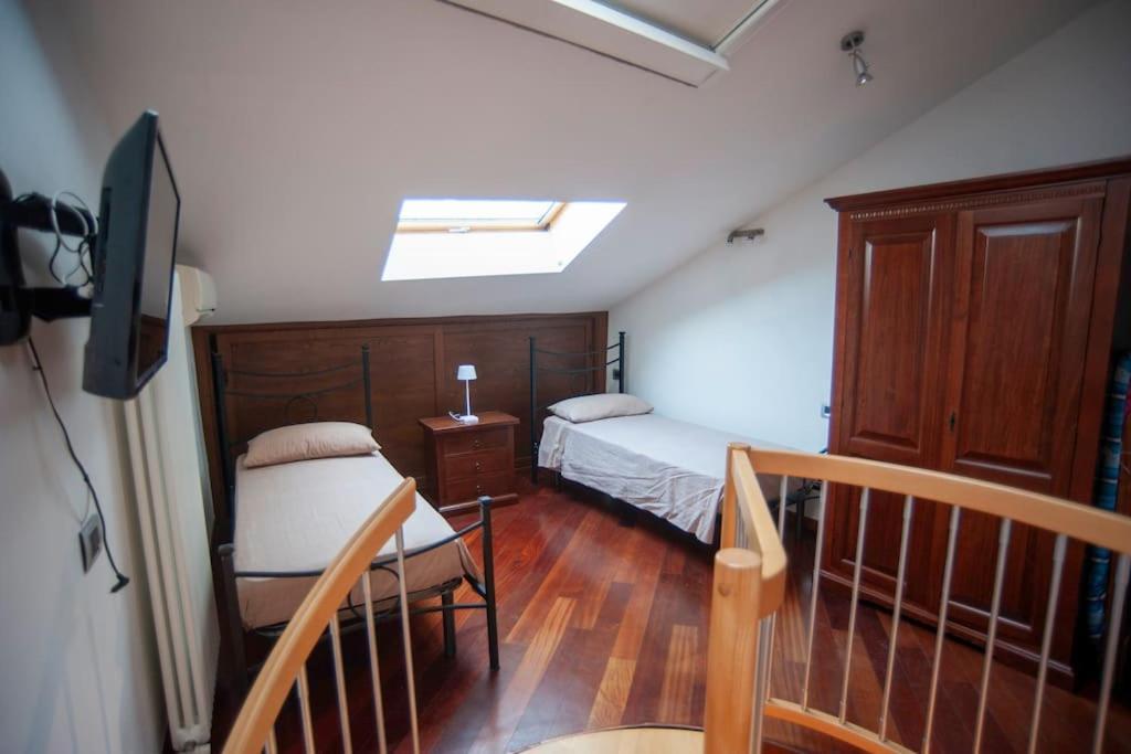 Casa Dell'Oliveto "Parcheggio Gratuito" Apartment นาร์นี ภายนอก รูปภาพ