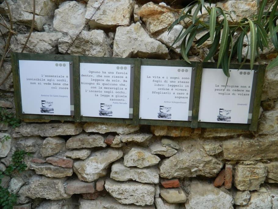 Casa Dell'Oliveto "Parcheggio Gratuito" Apartment นาร์นี ภายนอก รูปภาพ